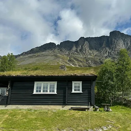 Mountain Cabin With Panoramic View In Holiday home