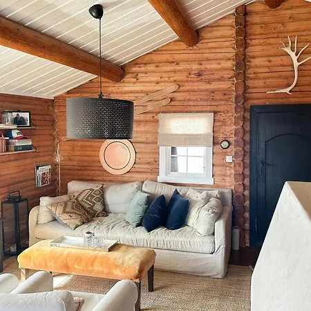 Mountain Cabin With Panoramic View In