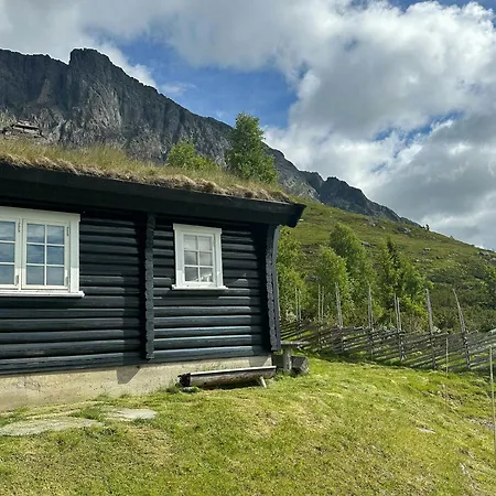 بيت للعطل Mountain Cabin With Panoramic View In هيمسيدال